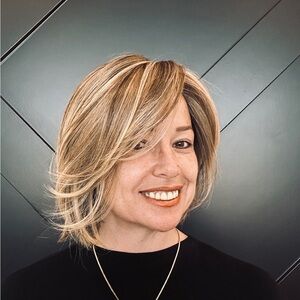 SOLD New Belle Tress Valencia in Macadamia Latte R